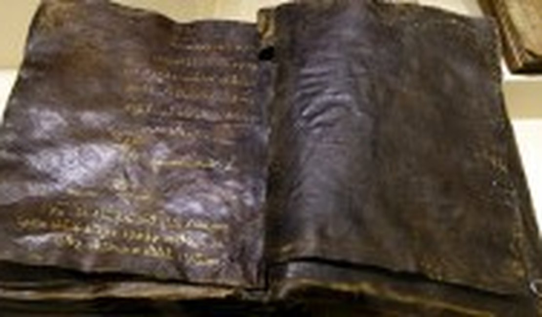 Bíblia com 1500 anos é descoberta na Turquia 