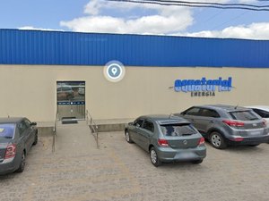 Homem invade agência da Equatorial em Arapiraca, come marmita de funcionário e dorme