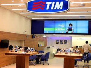 ?TIM deve pagar indenização de R$ 6 mil por inclusão indevida em cadastro de devedores