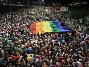 Arapiraca realiza mais uma edição da parada do orgulho LGBTI+ neste domingo