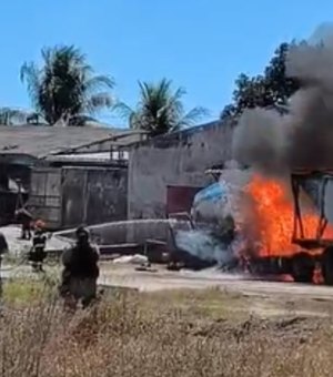 [Vídeo] Carreta pega fogo durante soldagem em oficina na rodovia AL-105 em São Luís do Quitunde