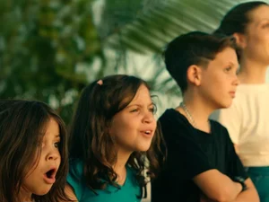 Influencer do DF estrela filme que registra vida real de mãe e filhos