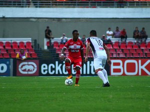 CRB empata em casa com o Brasil de Pelotas e segue na zona de rebaixamento
