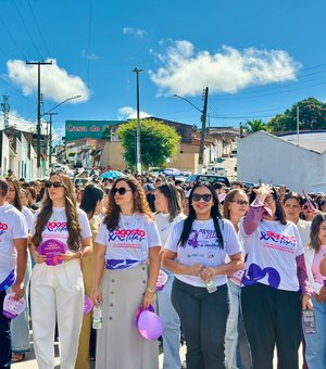 Limoeiro de Anadia abre Agosto Lilás com caminhada em alerta à violência contra as mulheres