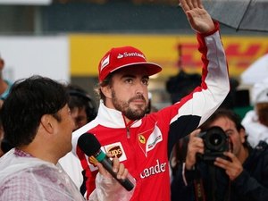 Alonso aumenta rumores e não garante permanência na Ferrari