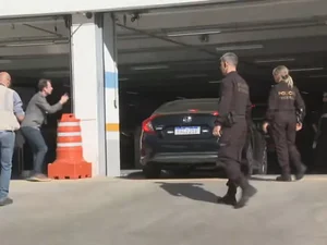 Em depoimento, Bolsonaro diz que compartilhou sem querer vídeo que questionava sistema eleitoral
