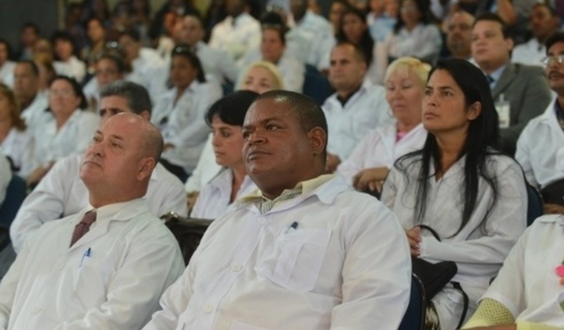 Contrato do Mais Médicos com Cuba já custou R$7,1 bi ao Brasil