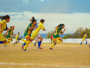 Garra e determinação marcam o futebol feminino girauense durante a Copa Rainha Marta