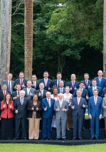 Ministros de Lula fazem “maratona” de entregas antes de deixar governo