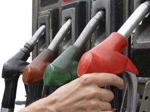 Petrobras anuncia corte no preço da gasolina e do diesel nas refinarias
