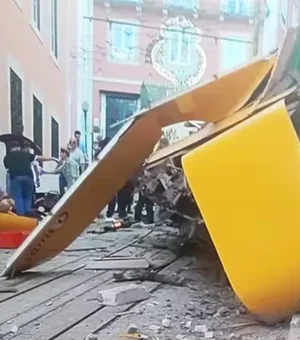 Elevador da Glória, atração turística de Lisboa, descarrila e deixa 15 mortos