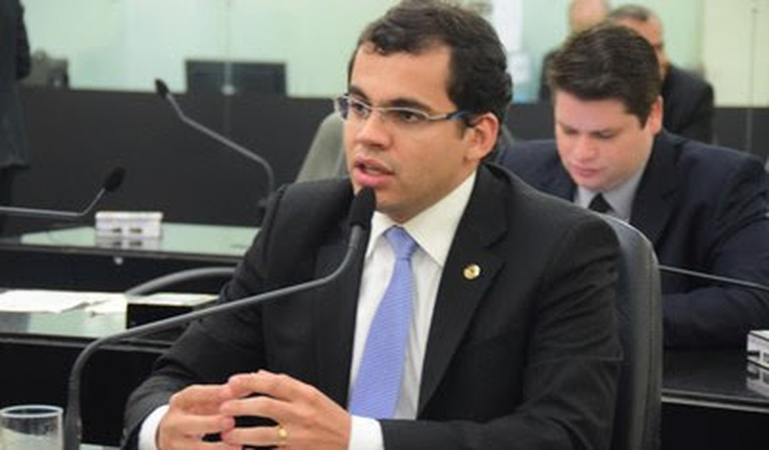 Gilvan Barros Filho garante que pai deve disputar vaga na Câmara