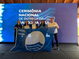 Prefeito Allan de Jesus participa em São Paulo da cerimônia nacional de entrega da Bandeira Azul 2025