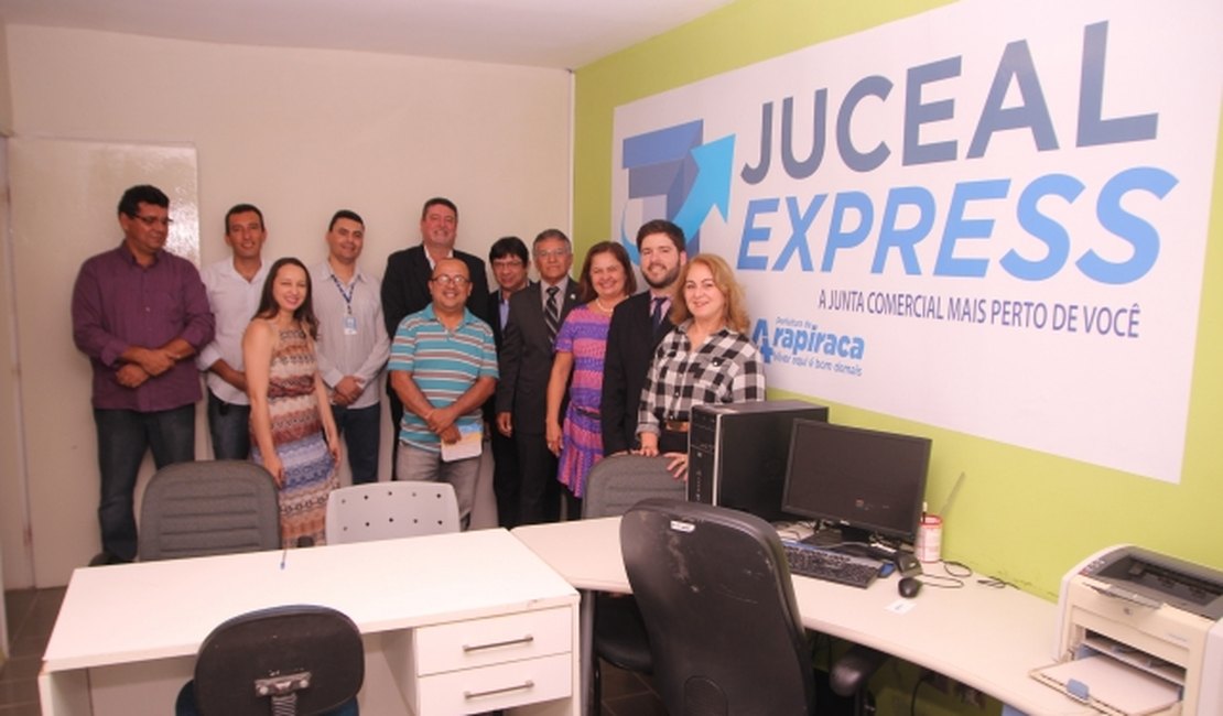 Juceal Arapiraca aproxima empresários à Junta Comercial
