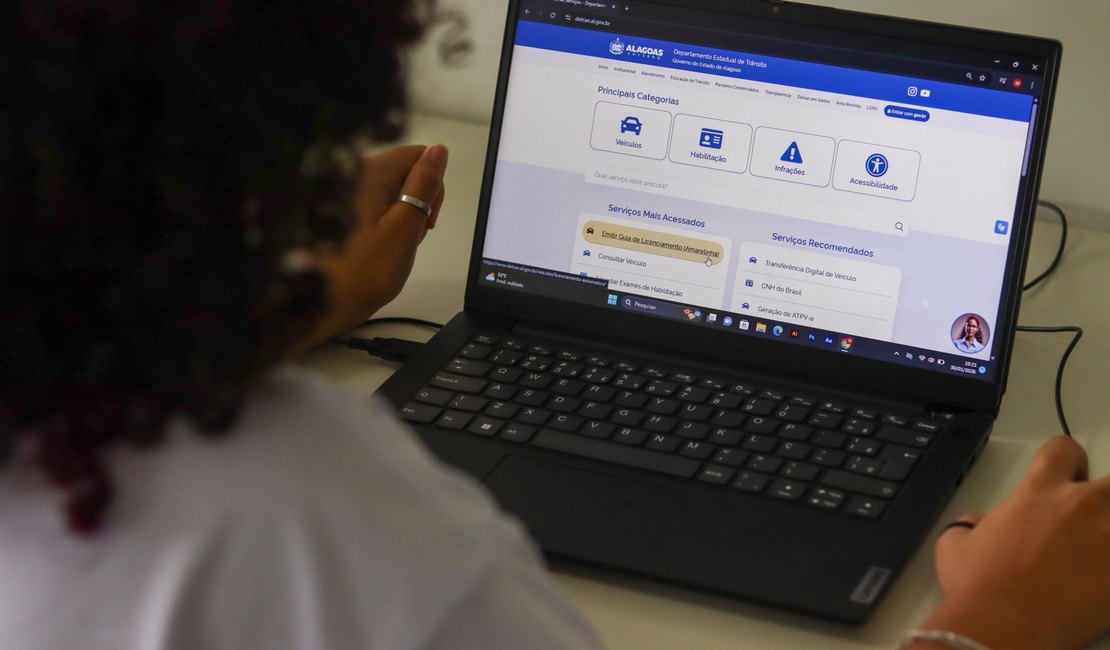 Detran/AL orienta proprietários de veículos sobre prazos de pagamento da taxa de licenciamento