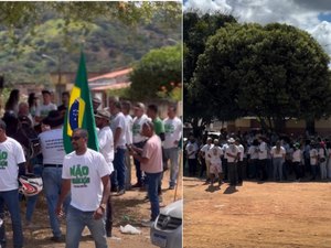 Donos das terras demarcadas pela Funai em Palmeira dos Índios realizam protesto cobrando diálogo