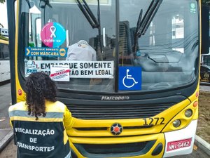 SMTT lacra 35 ônibus por irregularidades em Maceió