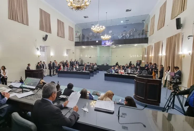 MDB pretende repetir ‘chapão da morte’ para estadual em 2026