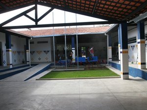 Pai de aluno de escola estadual de Arapiraca alega ter sido humilhado pelo diretor da instituição