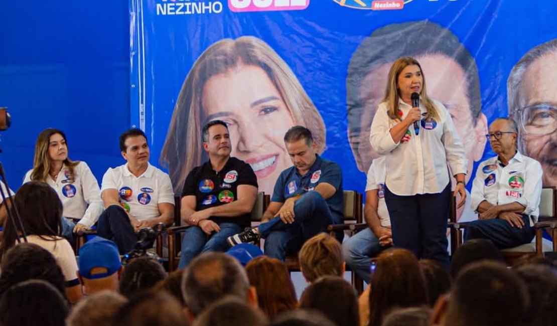 Ricardo e Rute Nezinho reúnem mais de 1.500 lideranças evangélicas em Arapiraca