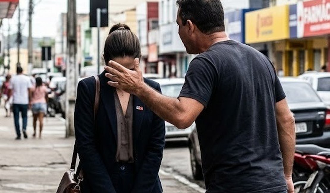 Advogada é parada na rua em Arapiraca e ameaçada de morte por cobrar honorários