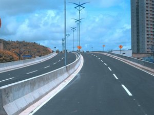 Trecho do viaduto da AL-101 Norte é liberado para tráfego nesta quinta (20)