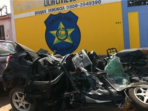 Prédio da Central de Polícia em Arapiraca acumula carros e motos