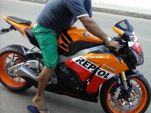 Vizinho mata homem por causa de som alto