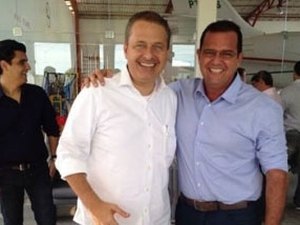 Empresário Ricardo Barreto desiste de candidatura e vai ajudar Eduardo Campos