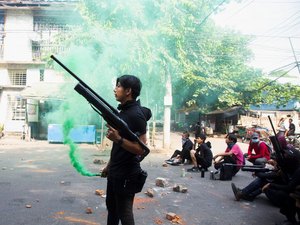 Choque com tropas deixa 11 manifestantes mortos em Myanmar