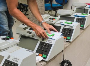 Preparação das urnas eletrônicas começa nesta sexta-feira (20)