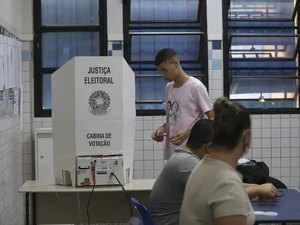 Em Maceió, quase 140 mil eleitores não comparecem às urnas