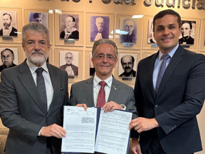 Alexandre Ayres articula com TJ e SSP execução de leis que criam cadastro de pedófilos e agressores em AL