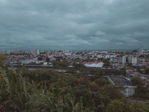 Final de semana em Maceió tem possibilidade de chuvas e tempo seco