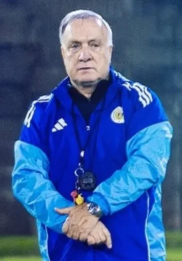 Após vaga histórica, treinador deixa Curaçao meses antes da Copa