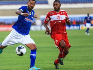 No clássico do silêncio, CSA e CRB empatam por 1 a 1, no Rei Pelé