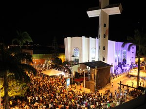 Padroeira: festa reúne multidão de fiéis em Arapiraca