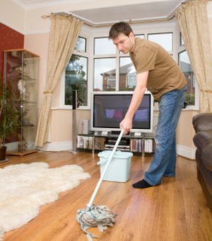 Sobe percentual de homens que fazem tarefas domésticas, diz IBGE