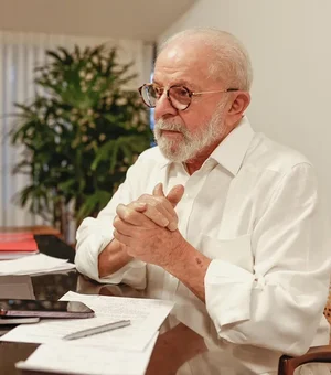 Lula conversa com presidente de Israel e pede corredor humanitário ligando Egito e Gaza