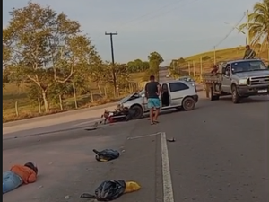 Casal fica gravemente ferido em colisão entre carro e moto na AL-115 em Girau do Ponciano