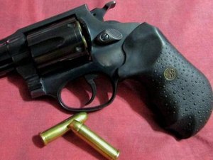 Pai alega ter matado três homens que assediaram sua filha 