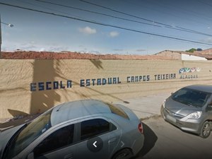 Criminosos invadem escola e roubam celulares de professores e alunos