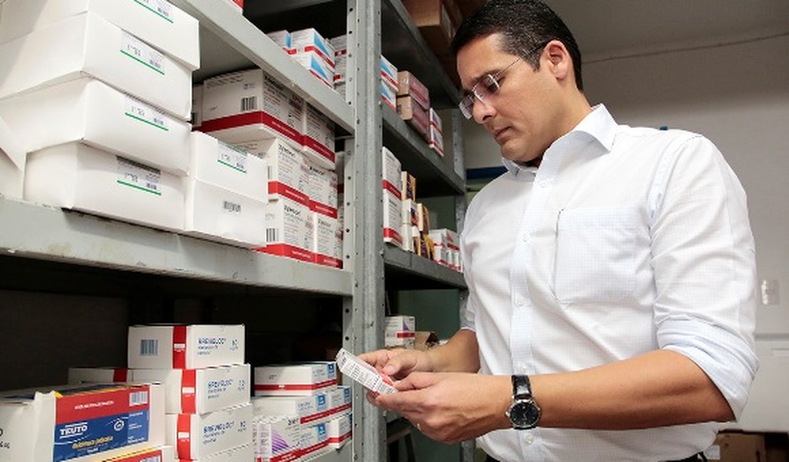 Com 15 mil atendimentos por mês, HGE recebe insumos e medicamentos