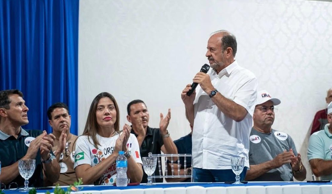 Em Olho D’Água das Flores, Antonio Albuquerque defende união política