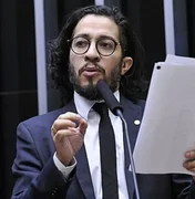 Filiado ao PT, Jean Wyllys defende candidatura de Simone Tebet em 2026