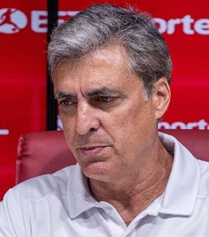 Presidente do CRB é internado após sofrer acidente durante pescaria