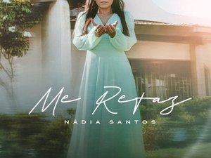 Alagoana Nádia Santos lança novo clip gospel “Me Refaz”