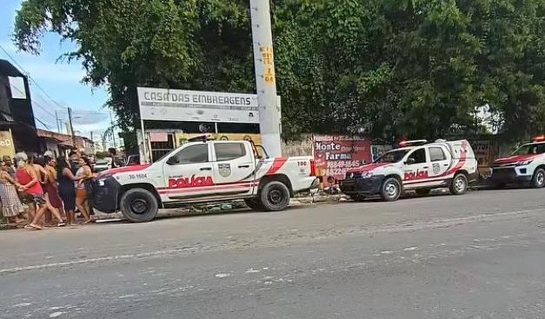 Jovem é encontrado morto em terreno baldio no bairro Cidade Universitária
