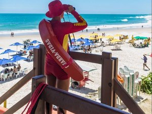 Duas pessoas se afogam na Praia da Sereia e são resgatadas pelos bombeiros