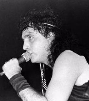 Morre o primeiro vocalista do Iron Maiden, Paul Mario Day, aos 69 anos